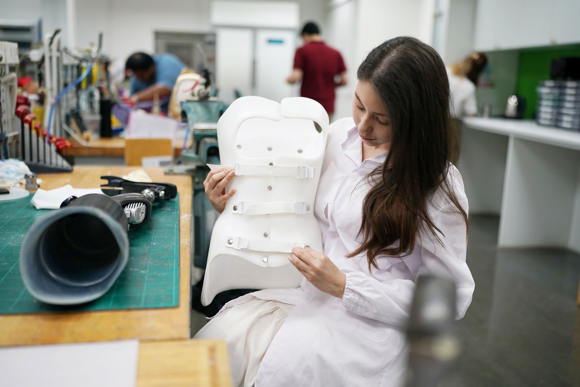 The Benefits of CDMOs Owning Product Design and Regulatory Responsibility for OEMs